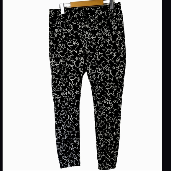 Blackheart Black and White Star Super Skinny Jeans, size 13 - Picture 4 of 11